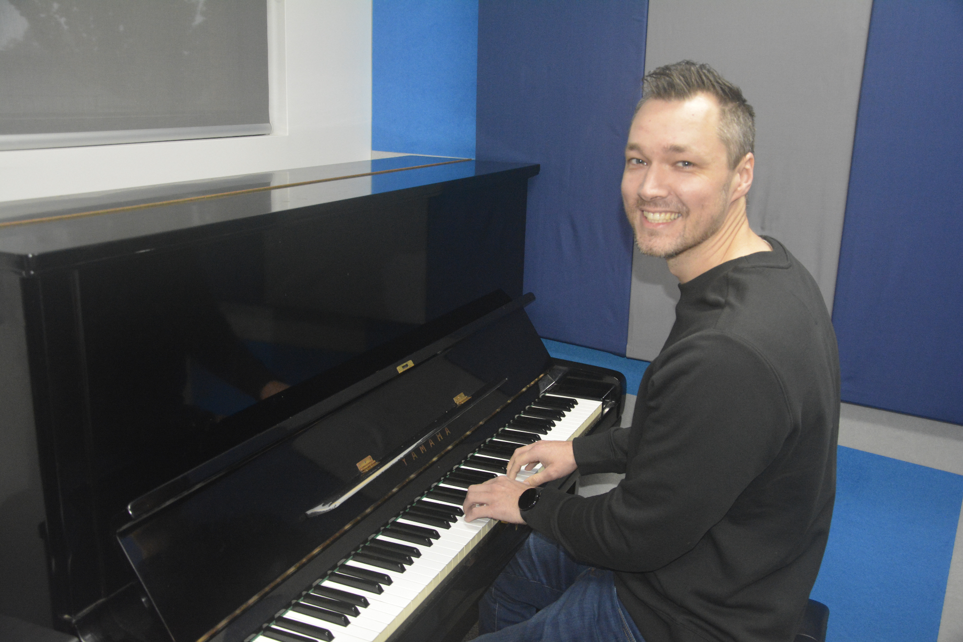 Peter during an adult piano lesson